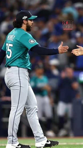 Do you believe the wisdom of Edgar Martinez has turned Mariners bats into the clear cut World Series favorite? . Listen for more by searching “933 KJR” on the @iheartradio app or at the link in bio. #ALCS #iheartradio | 93.3 KJR Seattle Sports
