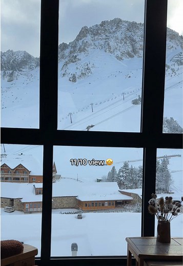 Une des plus belles vues de La Mongie ❄️ 📍 Hôtel La Voie Lactée, La Mongie #hotel #pyrenees #roomtour