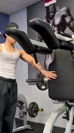 How To Use the Plate-Loaded V-Squat Machine | BattleFit Gym