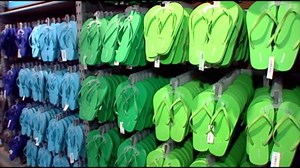 Summer Shoe Dangers: How Can You Protect Your Feet?