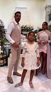 Por Mas Padres Divorciados asi ❤️💃🕺👀😱 Adamari Lopez y Toni Costa comparten Video en redes Bailando en la La primera comunión de su Alaia #tonicosta #AdamariLopez #alaia #alaïacostalopez #primeracomunion #lachaparrita #adamarilópez #evelynbeltran #elmundodelafarandulatv #chismesdefamosos #entrevistas #entretenimiento #losfamosos #controversias #polemicas #escandalosos | El Mundo de La Farandula TV