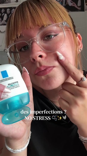 Le Sérum Effaclar Ultra Concentré de La Roche-Posay, un soin conçu pour les peaux à imperfections. 🫧 Sa formule aide à désobstruer les pores, réduire les imperfections et améliorer le grain de peau pour une peau plus nette. 🤍 #SUPRACONFIDENTEVENUNDERPRESSURE #EFFACLAR #CollaborationCommerciale @lorealistarfr @beautycrew @La Roche-Posay @Lea Elui