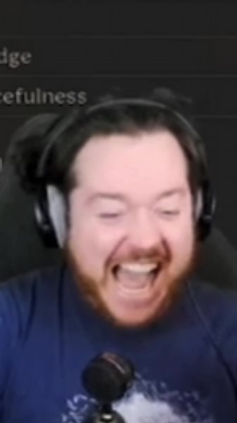 This guy got the SHOCK of his life. #gamingontiktok #twitchclips #darkanddarker #darkanddarkerclips #darkanddarkergame