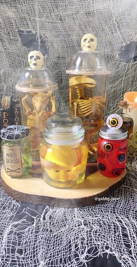 DIY Specimen Jars for Halloween Crafts