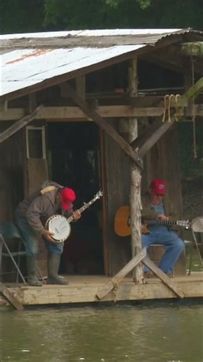 You don't see this everyday on River