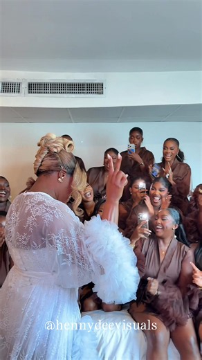 They didn’t just show up,they showed out. Bridesmaids in full glam, making every transition worth watching. 🤎 Bride: @Divinef Content: @hennydeevisuals #goviralvideo ##fyppppppppppppppppppppppp #foryoupage #tysol26