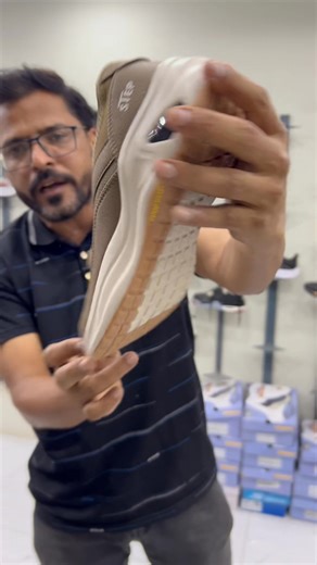 All new in WhatsApp:03323798608 Address: nazimabad no 2 near aqsa masjid Kareem kabab. | My Foot Boot