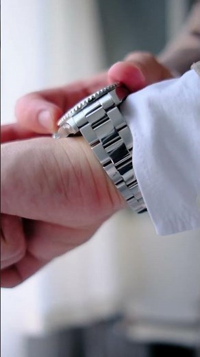 How to Spot a Fake Rolex – 7 Signs It’s Not the Real Deal