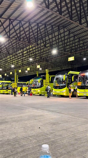 Bacolod Ceres South Terminal #ceresterminal #ceres Spotify: https://open.spotify.com/track/5fyg5RB0Ru1Wz0MXfQQ2Ck?si=H0umgGnaR0GBbyE7YdbPZg Youtube: https://youtu.be/PM6sV9cCsJ8?si=Q_dsZE4f5AJVkSBZ | Love Bus