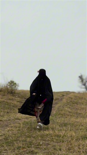 Exploring Burqa Fashion: Stylish and Modest
