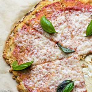 Easy Cauliflower Pizza Recipe