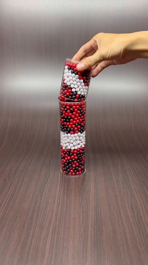 725K views · 3.5K reactions | Mesmerizing reverse beads ASMR short with smooth calming flow visuals. #satisfying #asmr #reverse | Retjie Studio | Facebook