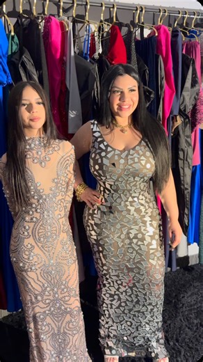 Maricarmen Mach on Instagram: "Solo lo mejor de lo mejor lo encuentras en @rentique_by_valerie en Phoenix Arizona"