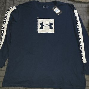 Under Armour Men's Blue Long Sleeve Tee