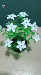 White petal flower diy gawa sa mountain dew bottle reuse reduce recycle @ followers | Plastic Bottle and Paper Artwork.best for Display