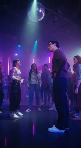 Bro got sent to the moon after being grounded for a club without her dad’s permission #goanimate