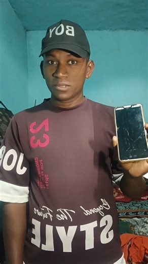 📱 Is Phone Ko Tumhare Gaon Me Kya Bolte Ho? 🤔 #Shorts