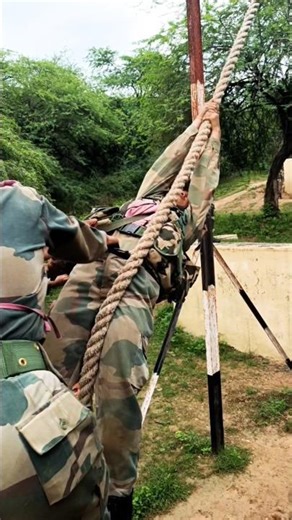 Indian army traning🥷Bsf commando training 💪#viral #shorts #trending #india #army #bsf