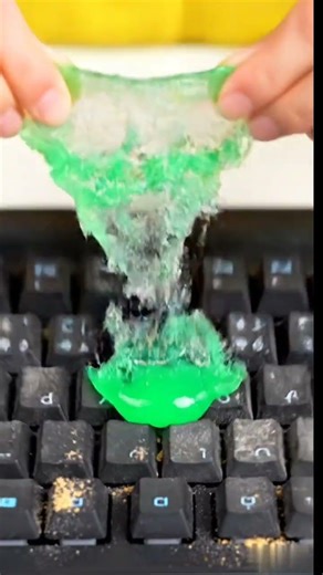 “1 Simple Trick = Clean Keyboard in Seconds 🤯”