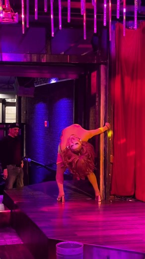 cmon back bend 😮‍💨👯‍♀️💫 @Celia Light Best Drag Show Ever Saturday Nights 9PM Oilcan Harry’s Austin Texas #drag #dragqueen #localdrag #nightlife #austin