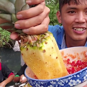 4.5M views · 10K reactions | Dựng lều cắm trại sinh tồn trong khu vườn bỏ hoang nhiều năm | Sang Vlog | Facebook