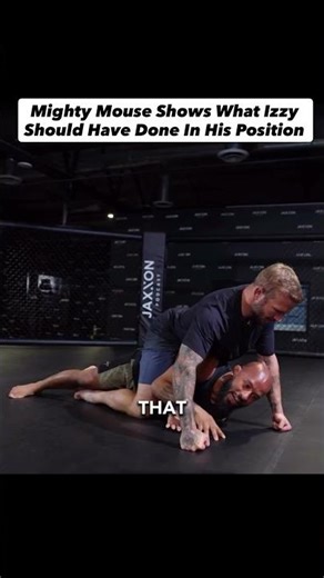 Demetrius Johnson shows what Israel should have done in his position against￼ Joe Pyfer ! 🤯