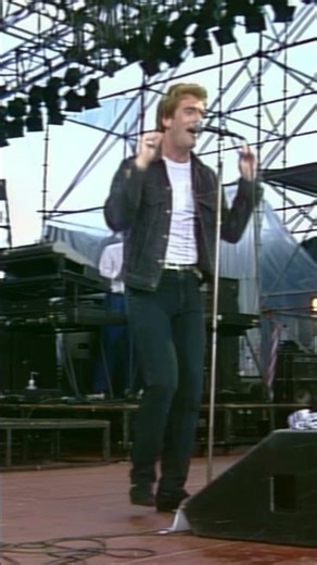 Huey Lewis & the News tear up Rock am Ring ’85! 🎸🔥 #HueyLewis #RockAmRing #FullConcert #80sRock