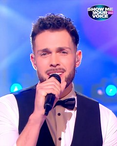 Observez-bien ce playback ! Le garçon de café est-il un chanteur ou un menteur ? 🎤 📺 Réponse dans "Show Me Your Voice", présenté par Issa DOUMBIA, jeudi 22 avril à 21.05 | M6