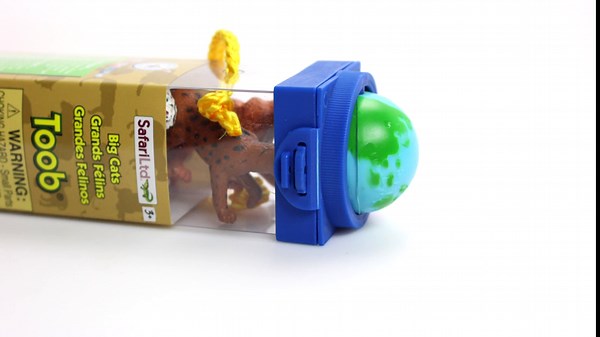 Safari Ltd. Big Cats TOOB - 9 Mini Figurines Including Lion, Tiger, White Tiger, Jaguar, Black Jaguar, Mountain Lion, Cheetah, Leopard, and Ocelot - Educational Toy For Boys, Girls & Kids Ages 3+