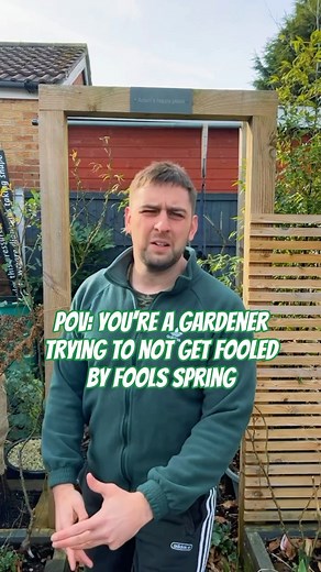 It’s so tempting isn’t it? 🤣 I was loving the weather at the weekend! But don’t get too trigger happy! 😅 And if you do, don’t post on here, or someone will comment you to death 🤣🤣🤣 Hope your weeks are going well gardening friends 💪🏽👊🏽 #gardenersworld #mygardenthismonth #spring #winter #plants | Green Fingered City Boy
