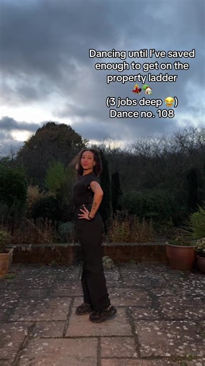 Have to hit the Julia dance @Zara Larsson #tiktokdance #dancetrend2025 #england #dance #fypシ゚viral