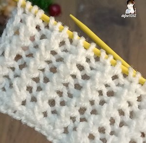 Super awesome!! Easy model that you can make blouses, vests and scarves #crochet #knitting #diy #reels #diy | defne9262