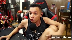 meme ui sợ quá sợ quá phải band nó thôi của anh Độ mixi on Make a GIF