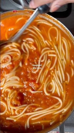 Easy and simple spaghetti marinara recipe from scratch