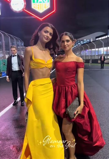 Glamour on the Grid: Stunning F1 Fashion Showcase