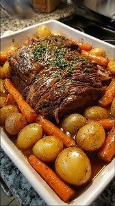 Slow Cooker Amish Pot Roast Ingredients: 3–4 lbs beef chuck roast 1 large onion, sliced 4 medium carrots, cut into chunks 3–4 medium potatoes, cut into large chunks | Simply Recipes