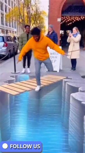 Insane 3D Street Art Prank 😂🎆Shocks Everyone!😂🎆😂 #3DArt #streetpranrs