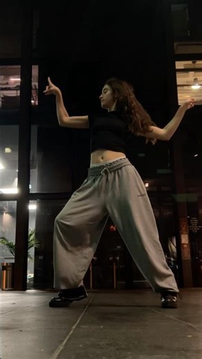 LIP and HIP - Hyuna dance cover | Kpop throwback #kpopinpublic #dancer #trend #explore #커버 #현아 #fyp