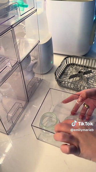 6 week postpartum nighttime routine with my newborn ✨💕🎄🌙❤️🤱🏼 #postpartum #postpartumjourney #motherhood #newbornroutine #momsoftiktok