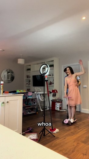 Behind the Scenes of Bruce's Special Effects Extravaganza