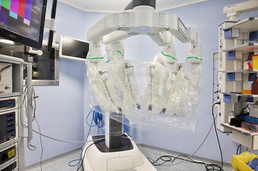 Come funziona il robot da Vinci: viaggio alla scoperta dell'eccellenza del GOM di Reggio Calabria