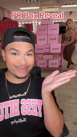 PR Box REVEAL 😱www.badboujeebeauty.com #makeup #beautytok #beauty #prbox #reveal #fyp #foryoupage #fypp #couple #couplegoals | Bernardo Macias