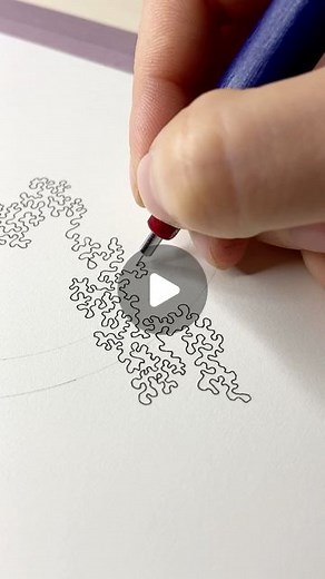 Lilith Black Bee on Instagram: "I love the freedom that drawing these corals inspired patterns are giving me. ••••• #lilithblackbee #drawing #doodle #doodleart #doodlesofinstagram #pattern #artreels #satisfying #satisfyingvideos #artvideo #art"