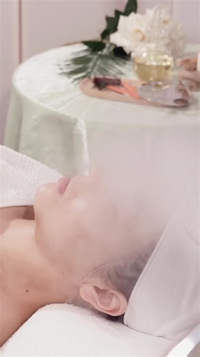 Immersive Skin Care Experience for Relaxation