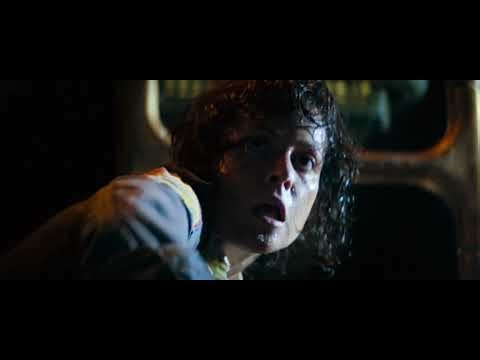 alien x human behaviour