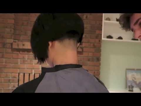 Buzzing the nape/ clipper cut/ bobbed short/ 1920s haircut