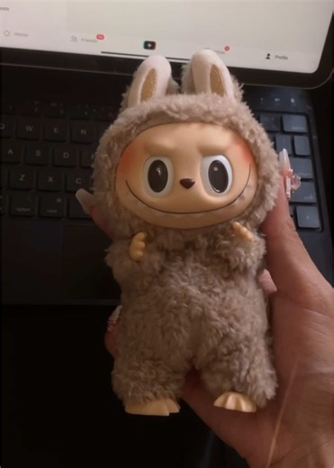 Keychain Comel Labubu: Unboxing dan Recommendations