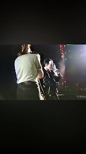 U2 - Tryin' to Throw Your Arms Around the World (live in 1993) | U2 Wolves Brasil