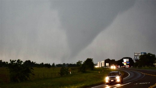EF-1 tornado confirmed in Burnet County with several homes receiving damage