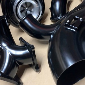 13 reactions | How about a satin black Pusher SuperMax compound turbo system for a Duraburb? This setup is also accompanied by our 3” driver side charge tube, 3” SuperMax Y-bridge and BEP SB476 atmospheric turbo. I think this Suburban is going to hurt some feelings! #madeintheusa #pusher #pusherintake #pusherintakes #duramax #borgwarner #compounds #diesel | Pusher Intakes | Facebook